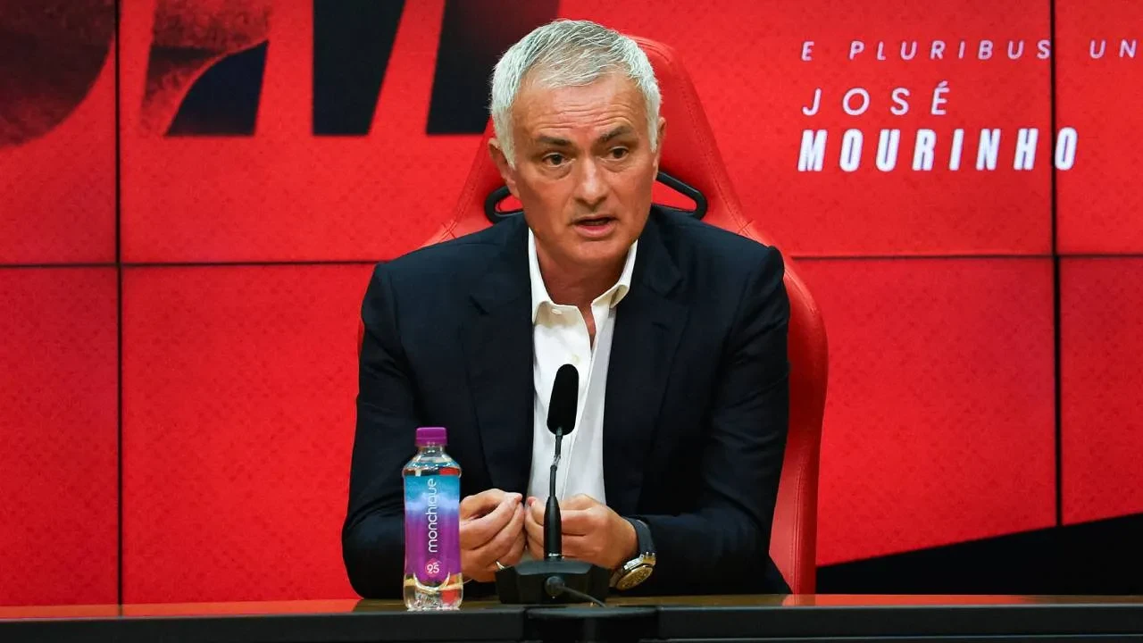 Real Madrid, Jose Mourinho'yu duyurdu! Portekizli teknik adamdan 3 yıllık imza