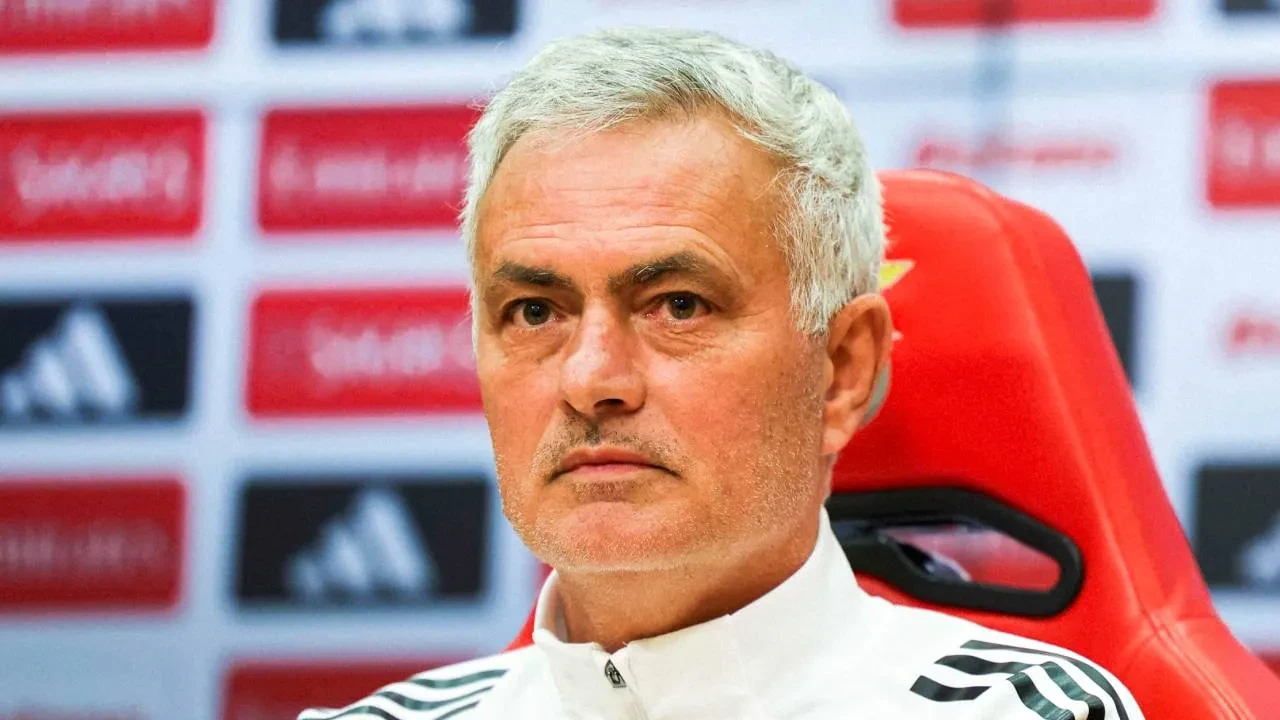 Real Madrid, Jose Mourinho'yu duyurdu! Portekizli teknik adamdan 3 yıllık imza