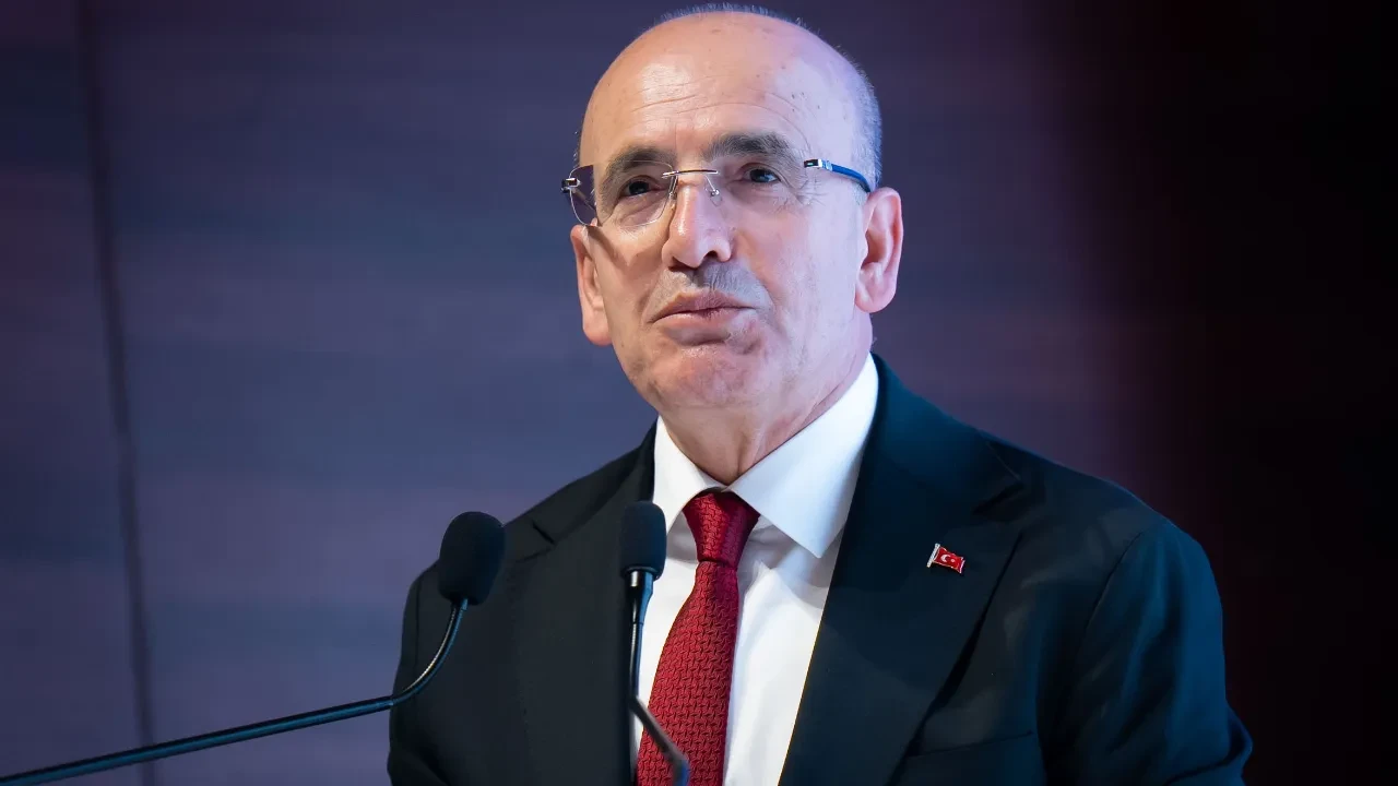 Bakan Şimşek'ten ekonomik yol haritası: Uzun vadeli finansman girişleri artacak