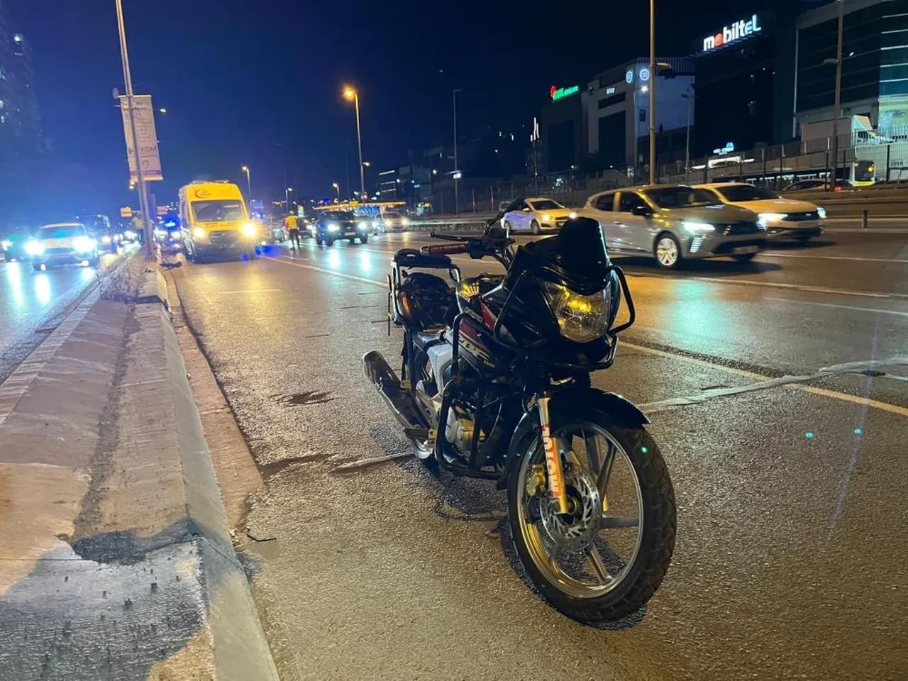 Bakırköy'de motosiklet kazası: 2 kişi hayatını kaybetti