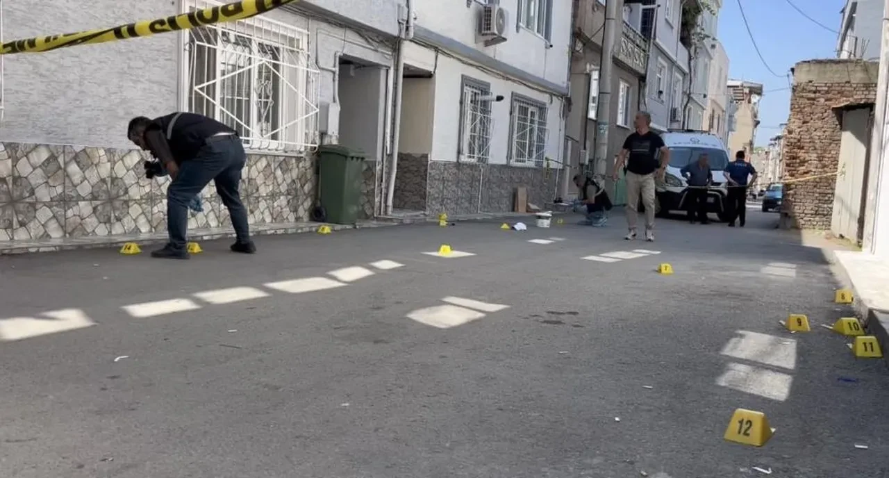 Bursa’da sokak ortasında dehşet! Peş peşe tetiğe bastı