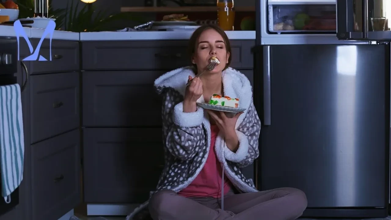 Gece gelen aniden yeme atakları (Binge Eating) ile başa çıkma ve duygusal açlığı yönetme sırları!