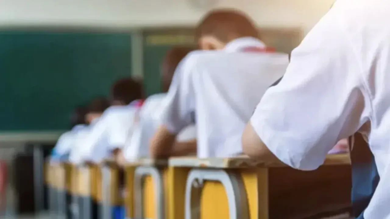 MEB'den veliler için flaş karar! 'Zorunlu okul' dönemi için start verildi