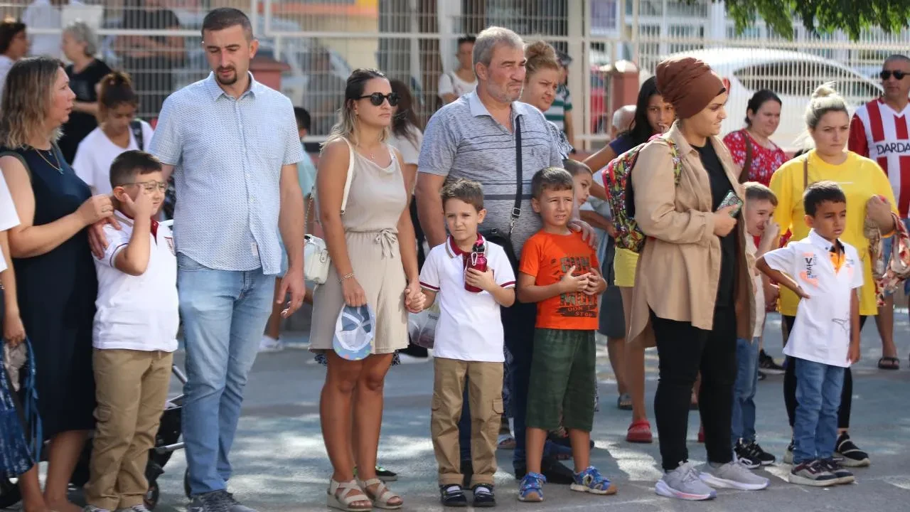 MEB'den veliler için flaş karar! 'Zorunlu okul' dönemi için start verildi