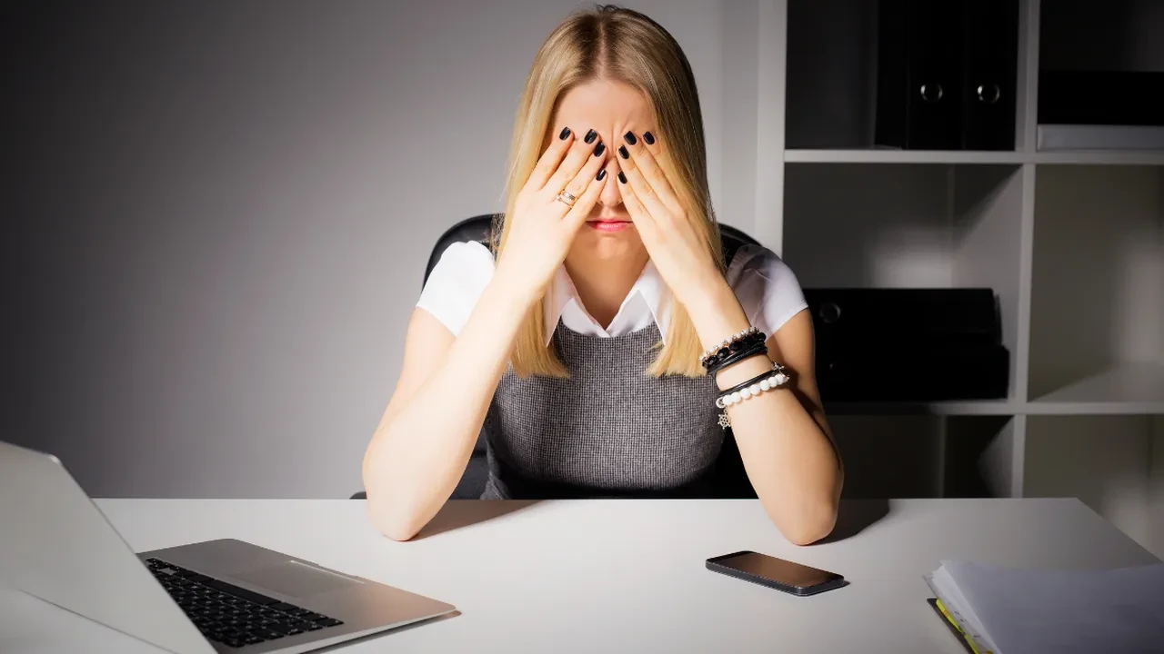 Ofiste tükenmişlik (burnout) yaşamamak için profesyonelce "hayır" deme sanatı ve sınır çizme cümleleri  
