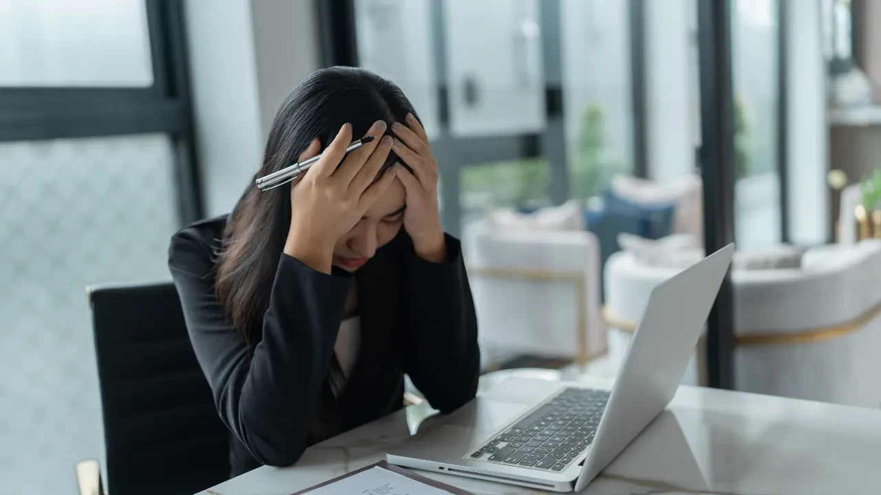 Ofiste tükenmişlik (burnout) yaşamamak için profesyonelce "hayır" deme sanatı ve sınır çizme cümleleri  
