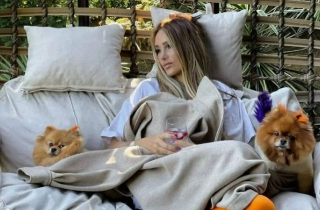 Seren Serengil acı haberle yıkıldı: Benim de hayatım sona erdi diyen Seren Serengil'in köpeği öldü