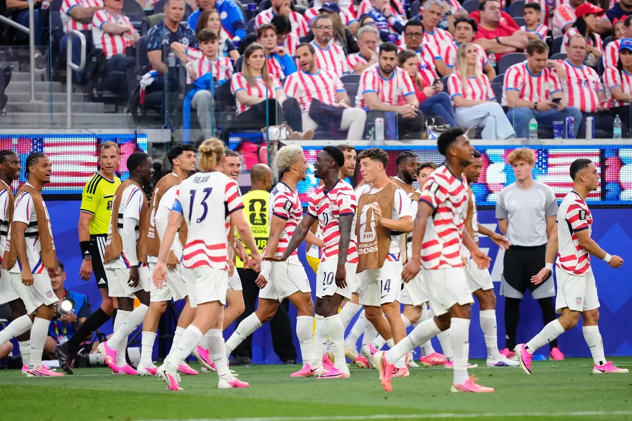ABD'den farklı başlangıç! Taraftarı önünde Paraguay'a gol yağdırdı