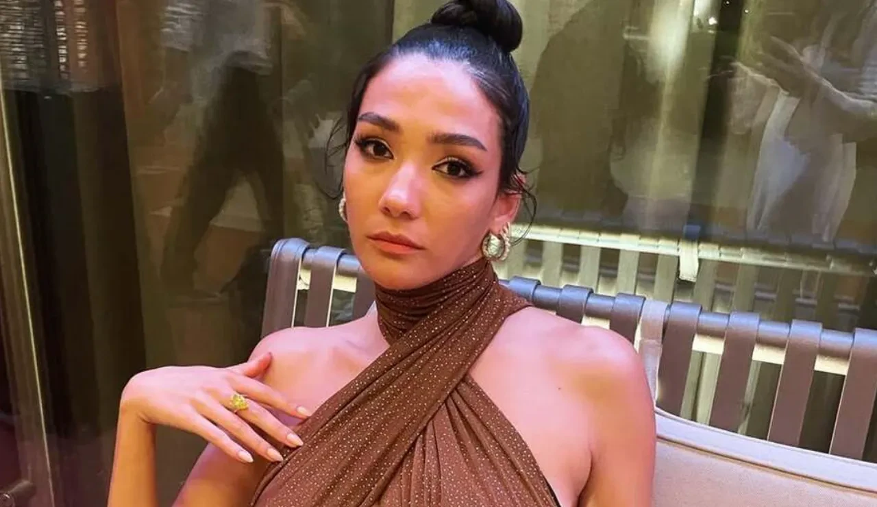 Aybüke Pusat'dan sürpriz proje: Ünlü oyuncu En Mutlu Günümde'nin başrolü ve yapımcısı oldu