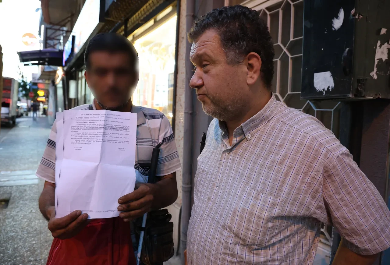 Aydın'da inanılmaz olay! Görme engelli adama yapmadığı kalmadı: Kapıyı açan polis ekipleri bile şoke oldu