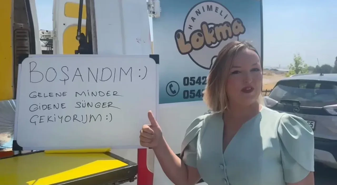 Boşanmasını lokma dağıtarak kutladı! Evliliğini bitirdikten sonra yazdığı yazı dikkati çekti
