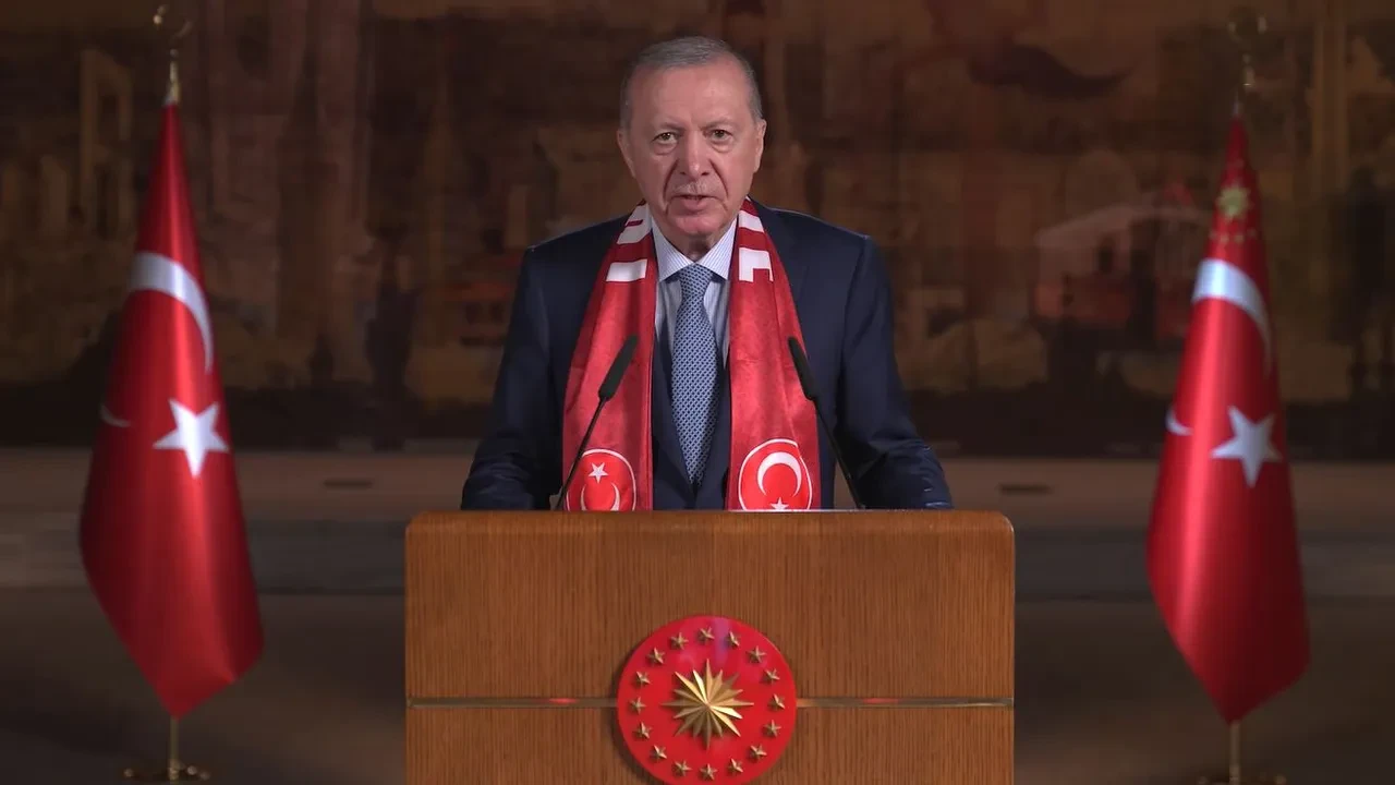 Cumhurbaşkanı Erdoğan'dan A Milli Futbol Takımı'na Dünya Kupası mesajı: Şimdi yeni bir destan yazma zamanı