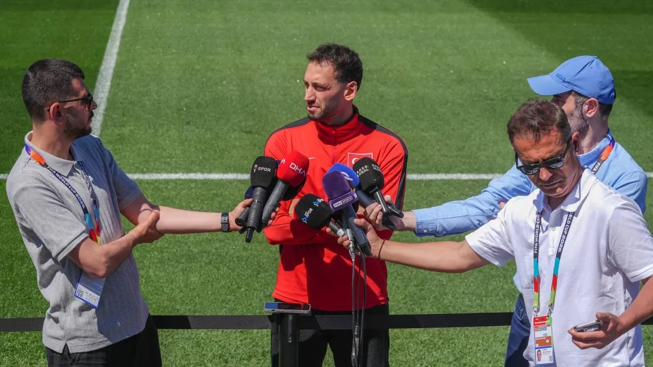 Hakan Çalhanoğlu, Dünya Kupası hedefini belirledi! Milli futbolcudan maç öncesi açıklama