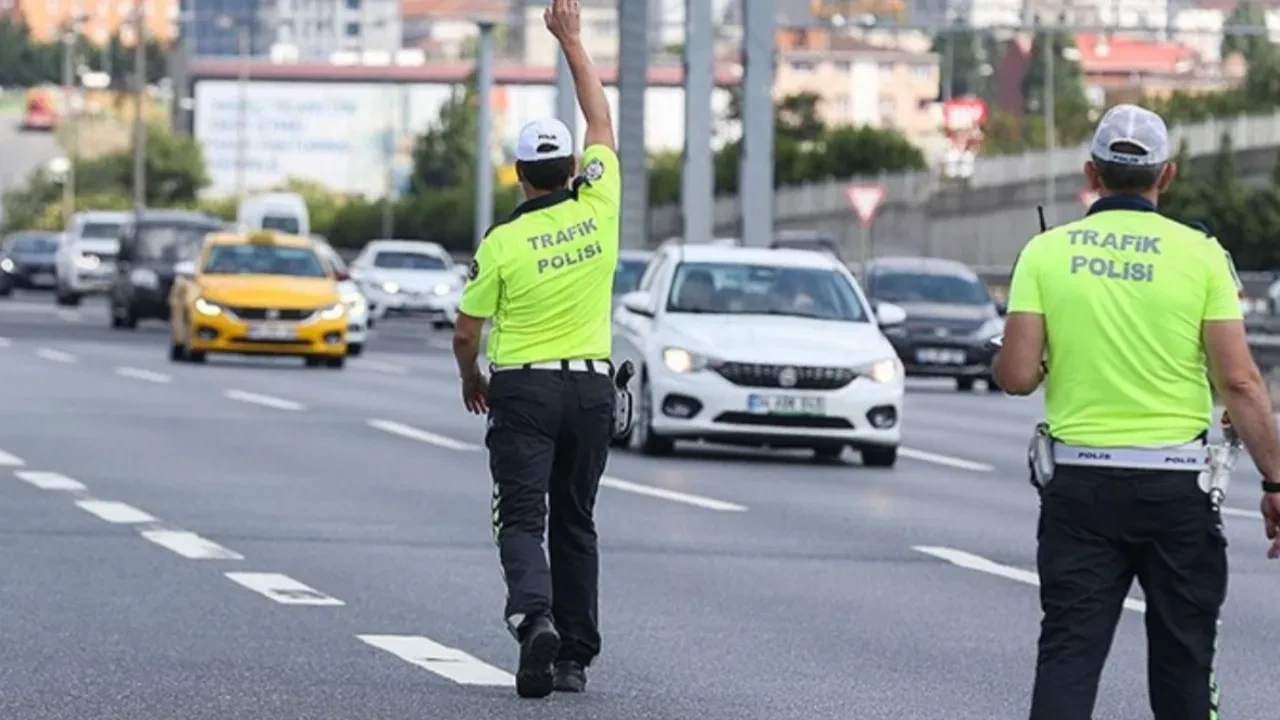İstanbullular dikkat: Fatih, Beyoğlu ve Beşiktaş'ta pazar günü bu yollar kapalı