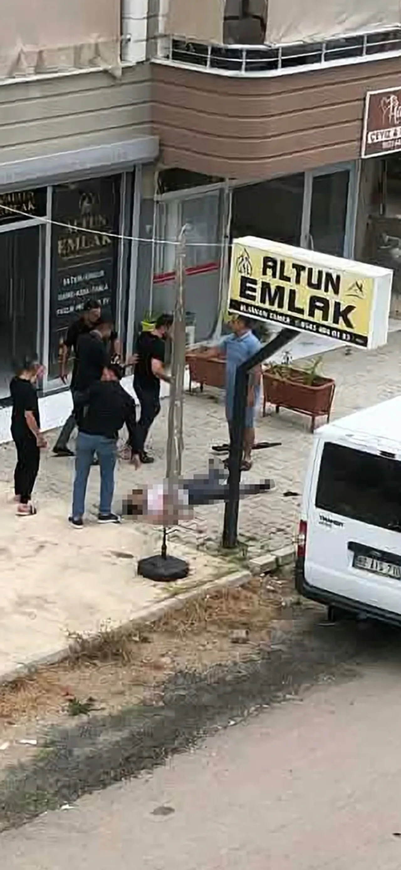 Osmaniye'de silahlı kavga dehşeti! Ölü ve yaralılar var