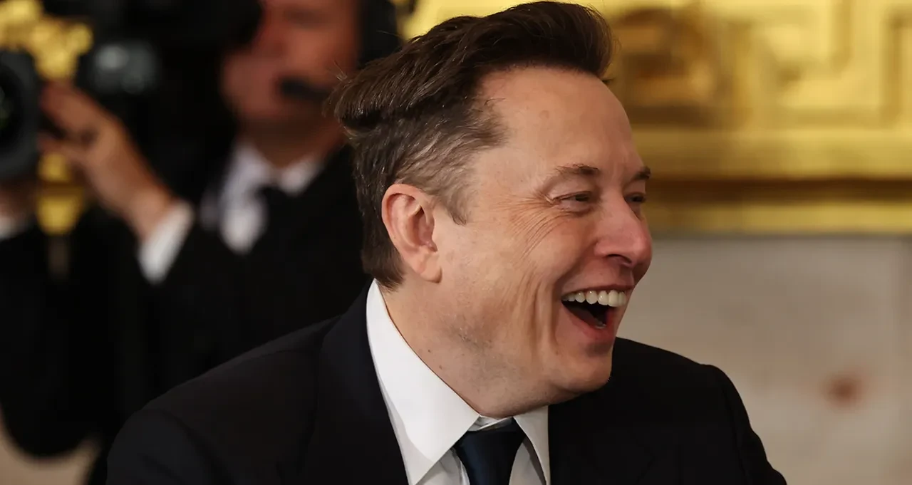SpaceX borsayı salladı hisseler fırladı: Elon Musk 1,1 trilyon dolar servetle dünyanın ilk trilyoneri unvanını aldı