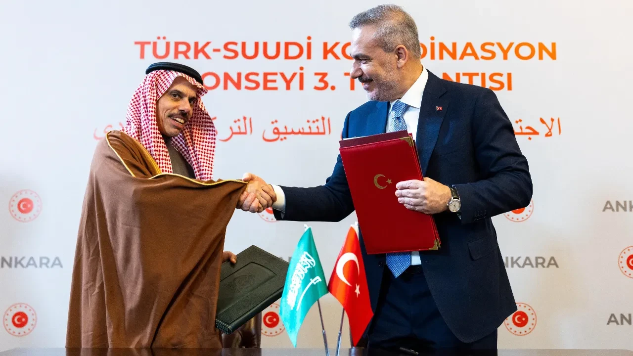 Türkiye - Suudi Arabistan ilişkilerinde yeni adım: Vize muafiyeti kararı Resmi Gazete'de