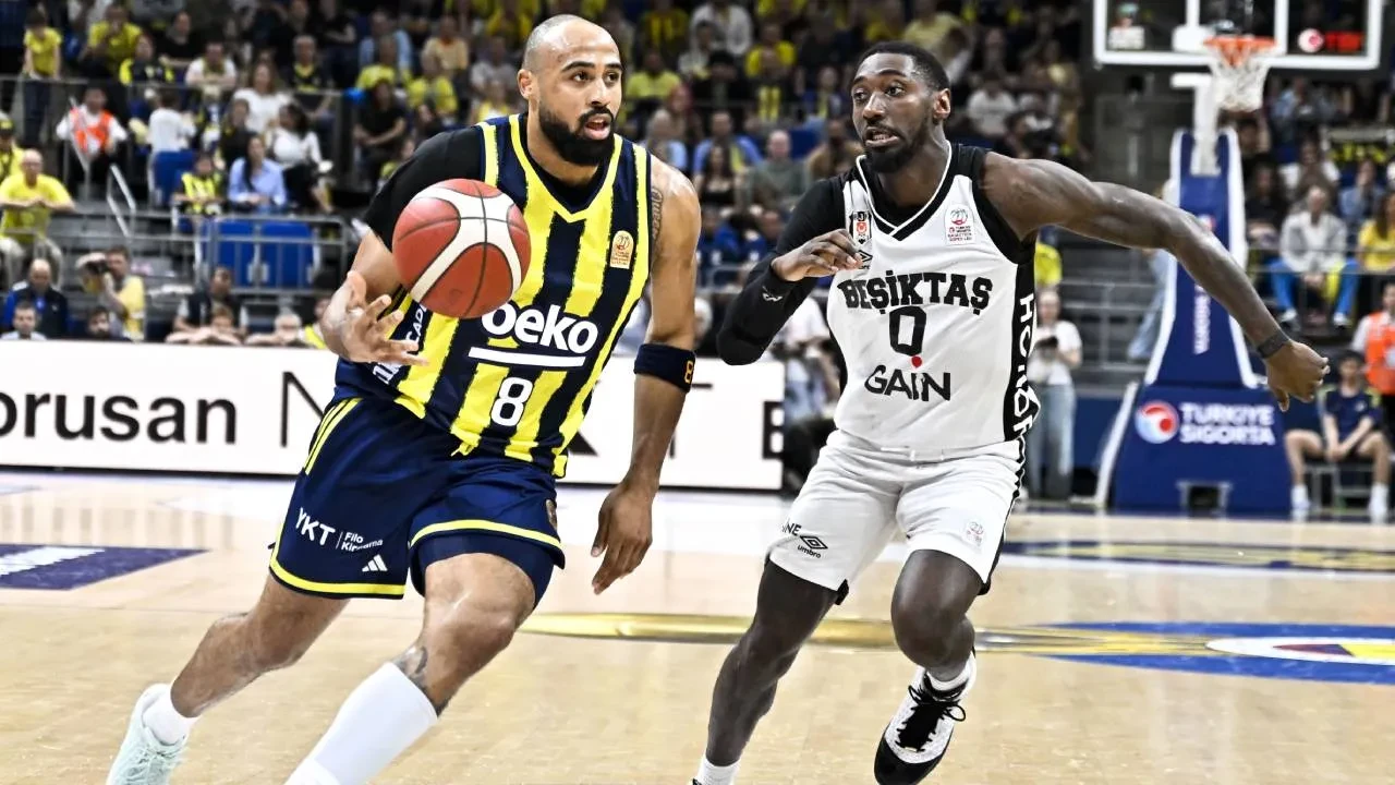 Beşiktaş GAİN, final serisinde öne geçti! Siyah-beyazlılar, Fenerbahçe Beko'yu mağlup etti