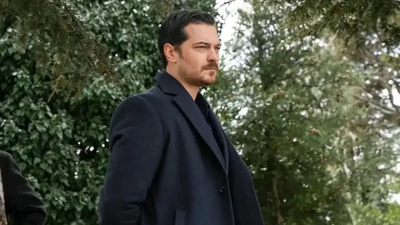 Dizi bitti, dostluk da mı bitti? Çağatay Ulusoy'a takipçi şoku!