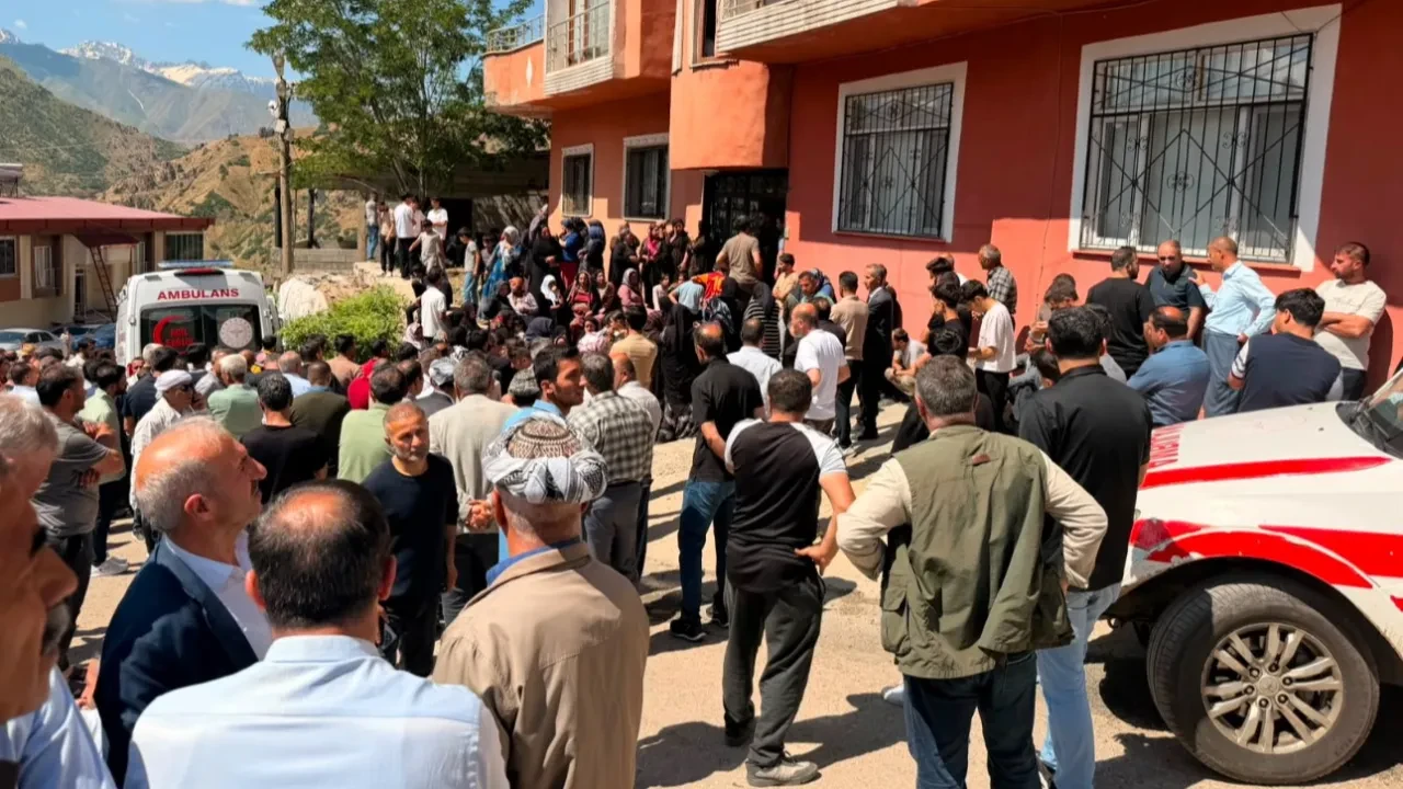 Hakkari'de uzman çavuş dehşeti: Kayınpederinin evini basıp 4 kişiyi katletti!