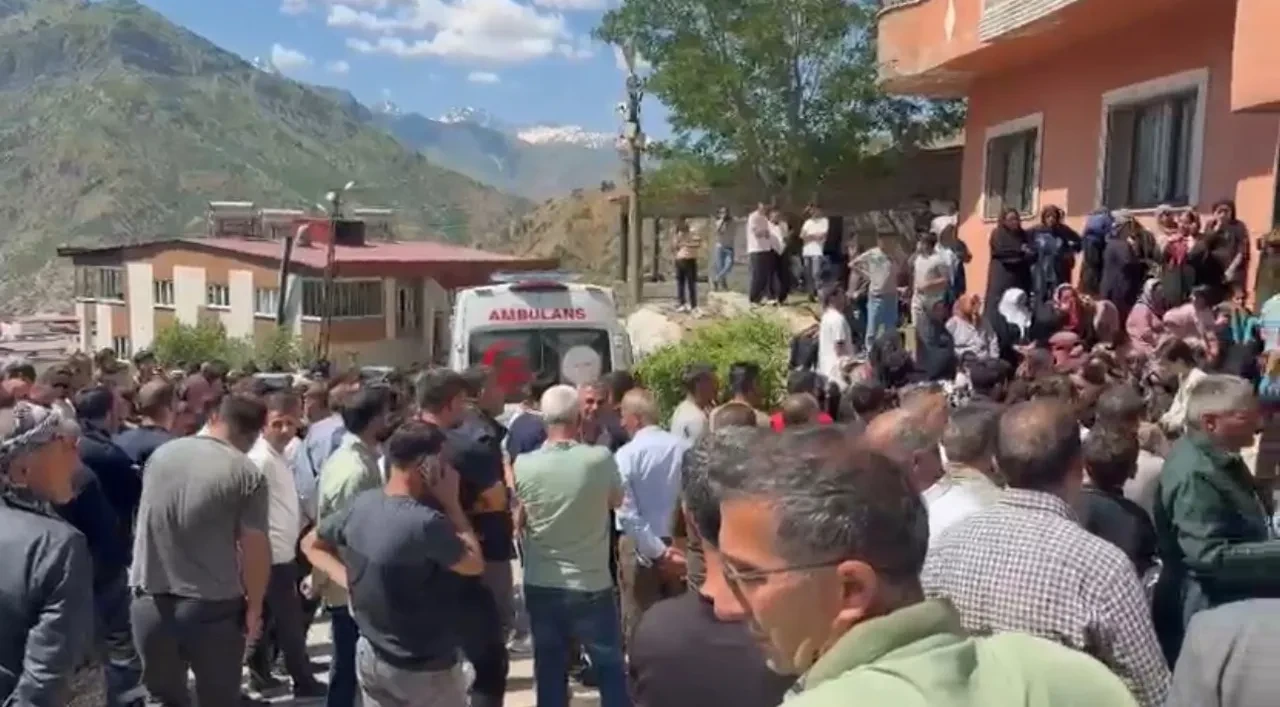 Hakkari'de uzman çavuş dehşeti: Kayınpederinin evini basıp 4 kişiyi katletti!