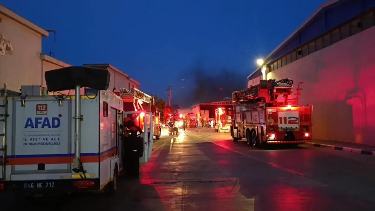 Kahramanmaraş'ta tekstil fabrikasında yangın