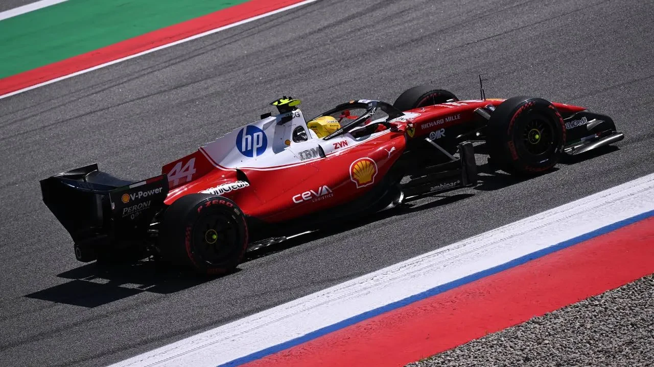 Lewis Hamilton'dan Ferrari'de ilk galibiyet! İngiliz pilot, Barcelona GP'de zafere uzandı