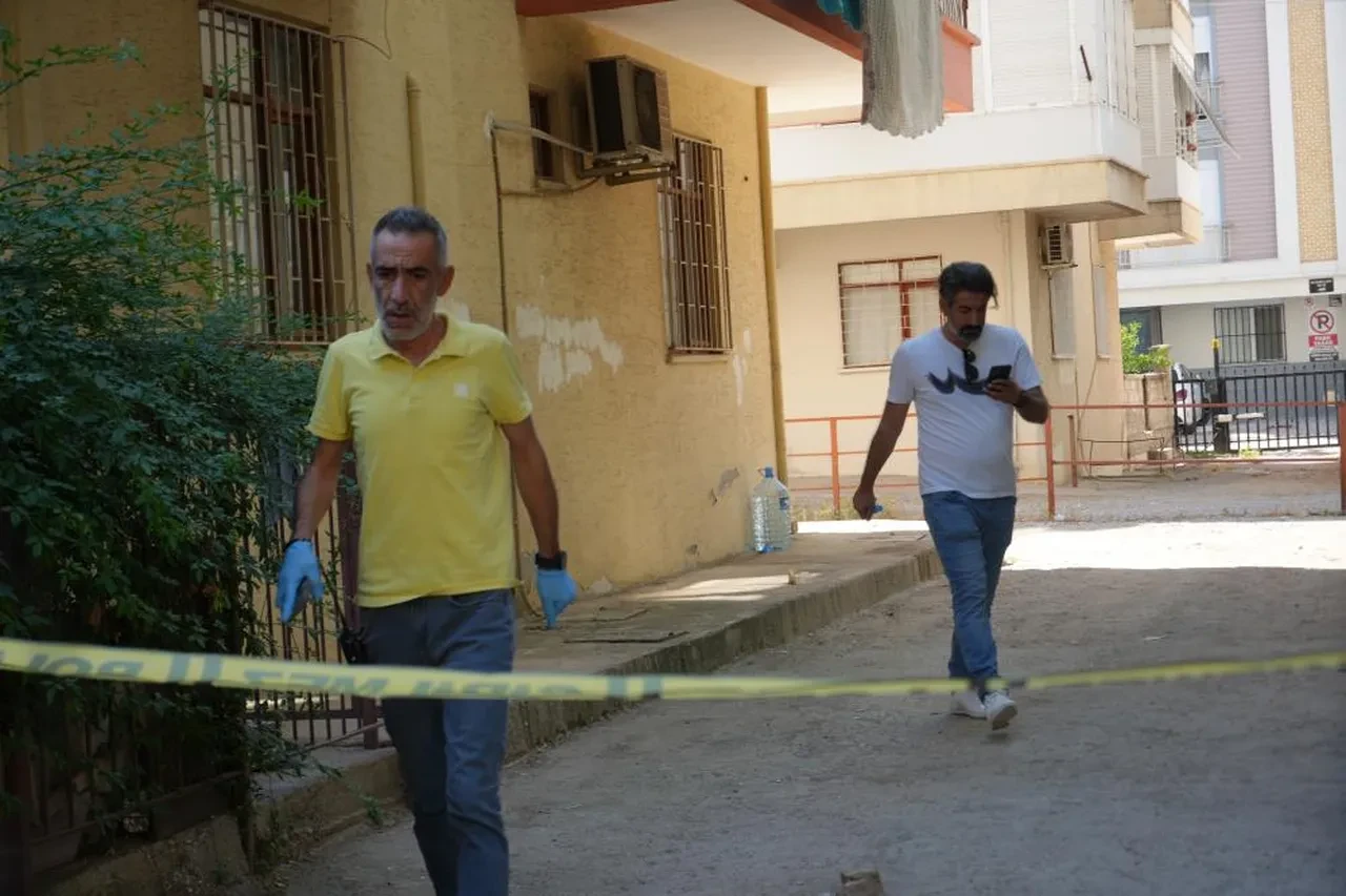Tayin tartışmasında eşini ve kayınpederini pompalı tüfekle vurarak öldürdü: 3 çocuk annelerinin son sözleri sayesinde kurtuldu
