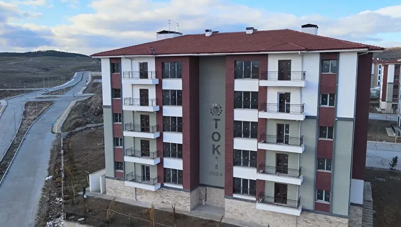 TOKİ Kurasız Konut Satışında ev sahipleri nasıl belirlenecek? 20 bin konut açık satış nasıl olacak?
