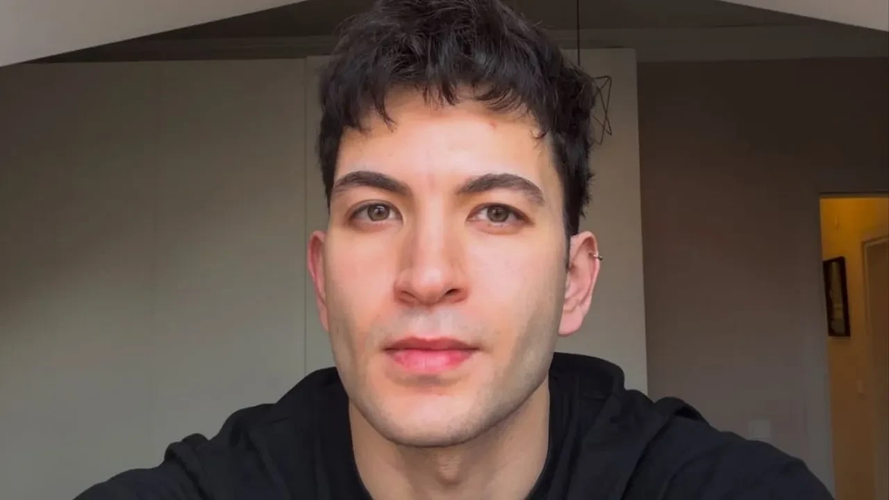 Berk Ali Çatal kimdir? Berk Ali Çatal kaç yaşında? Berk Ali Çatal hangi dizilerde oynadı?