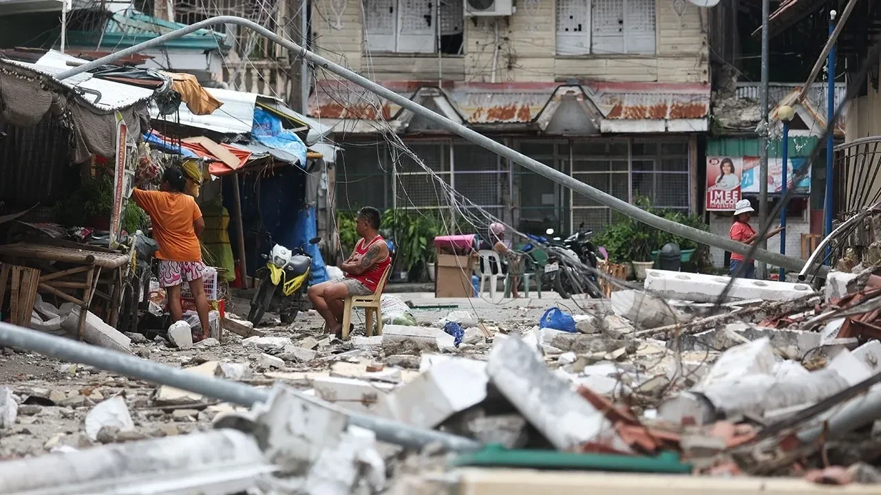 Filipinler'de bir büyük deprem daha! Veriler açıklandı