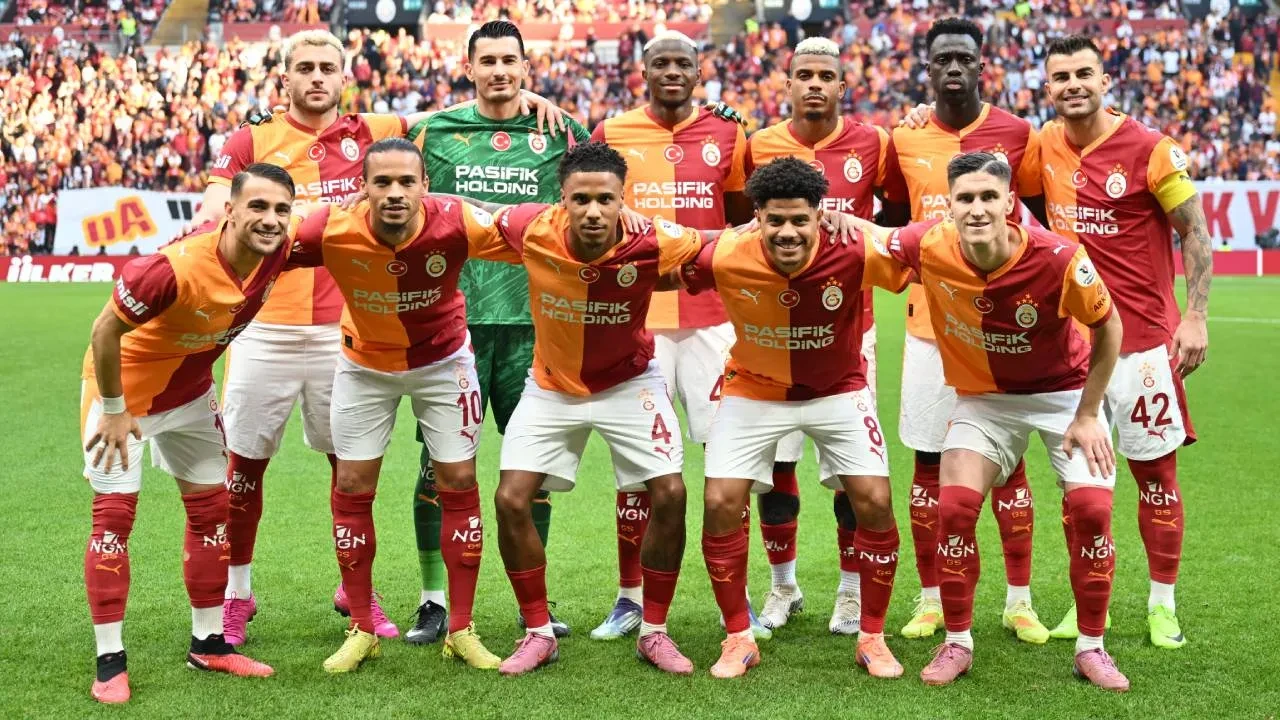 Galatasaray'da yıldız oyuncu takımdan ayrıldı! Bonservis bedeli belli oldu