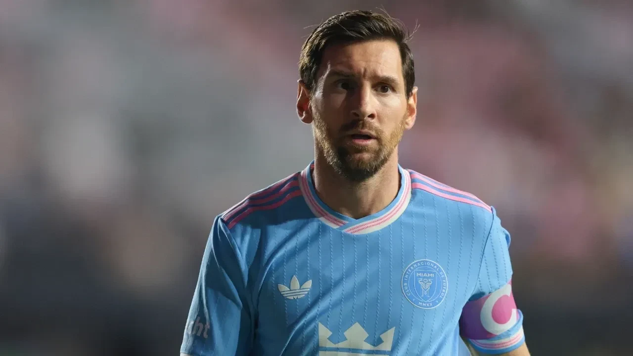Messi nasıl milyarder oldu? Ronaldo ile farkı kapatıyor