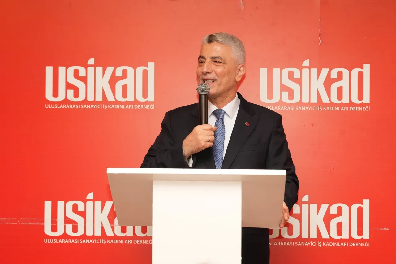 Ticaret Bakanı Ömer Bolat USİKAD derneğinin İş Dünyası İstişare toplantısında kadın girişimcilerle bir araya geldi!