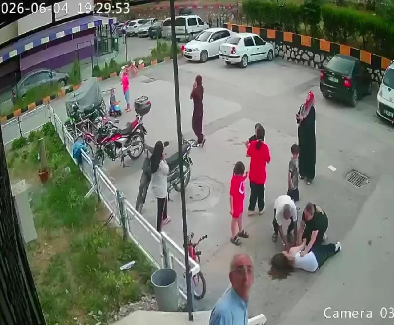 12'nci kattan beton zemine çakılmıştı! Hayata tutunan çocuk taburcu edildi
