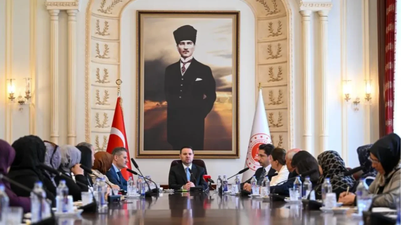 Adalet Bakanı Gürlek'ten uyuşturucuyla mücadelede yeni dönem: İki örnek cezaevi kuruldu