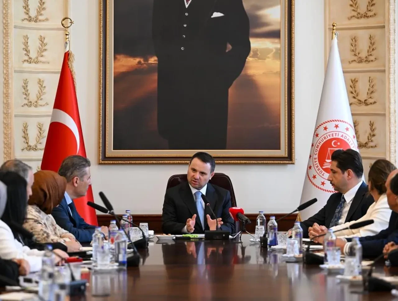 Adalet Bakanı Gürlek'ten uyuşturucuyla mücadelede yeni dönem: İki örnek cezaevi kuruldu