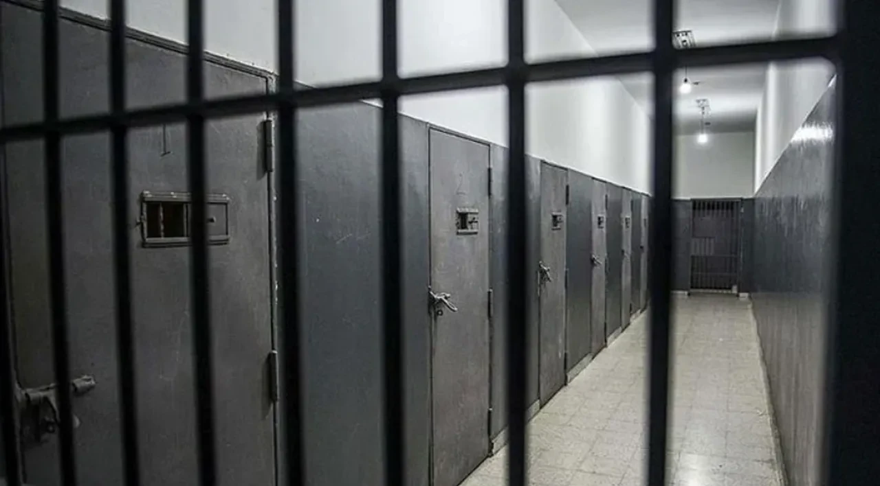 Adalet Bakanı Gürlek'ten uyuşturucuyla mücadelede yeni dönem: İki örnek cezaevi kuruldu
