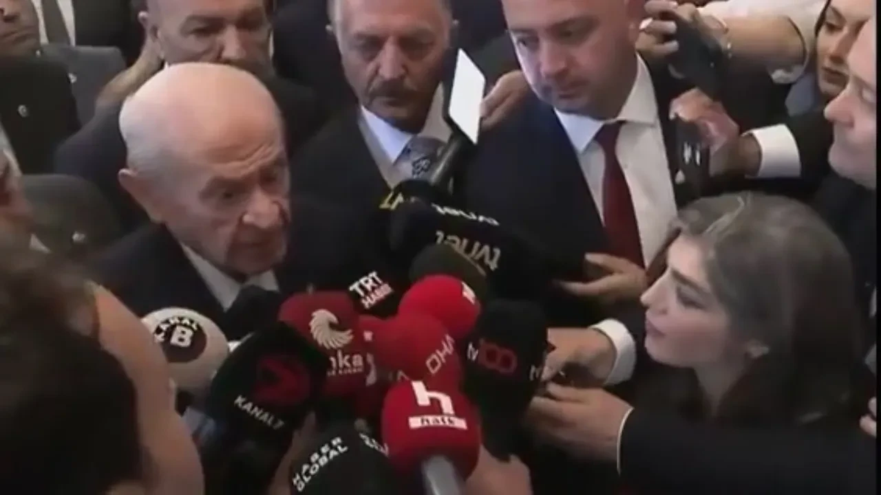 Devlet Bahçeli'den erken seçim tartışmalarına net cevap! 'Verilen tarihte saat farkı bile yok'