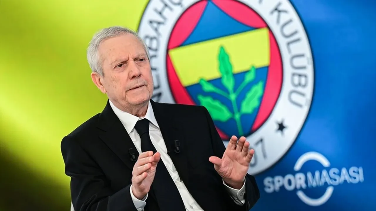 Fenerbahçe'de savunmaya sürpriz isim! Serie A'nın yıldızı transfer listesinin üst sıralarında