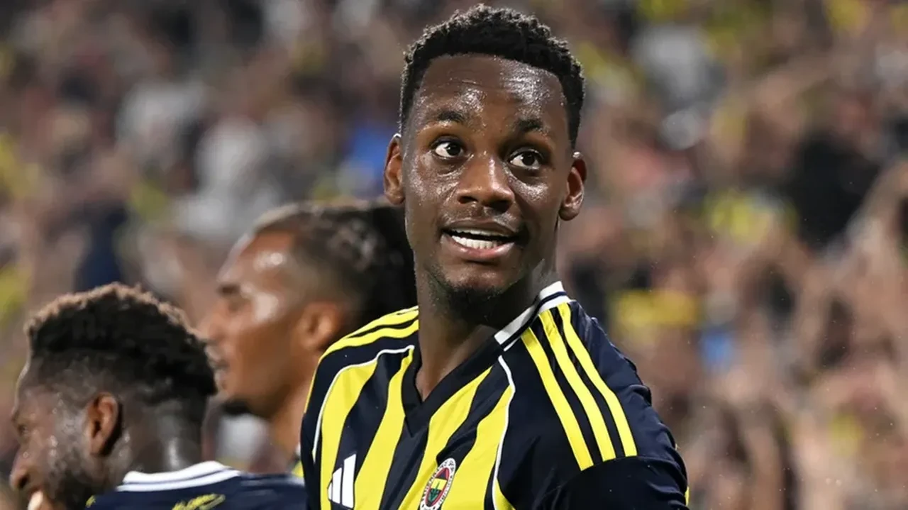 Galatasaray'dan Jhon Duran sürprizi! Sözleşmesindeki özel madde dikkat çekti