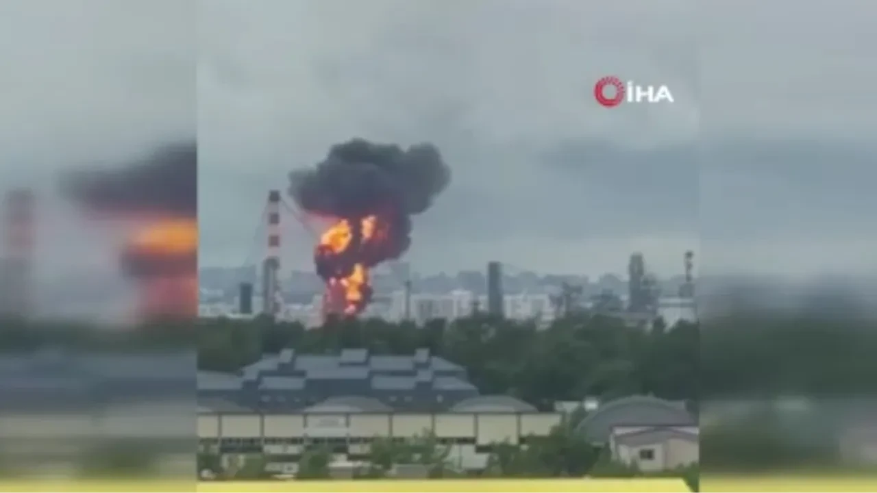 Ukrayna İHA'sı Moskova'da petrol rafinerisini vurdu