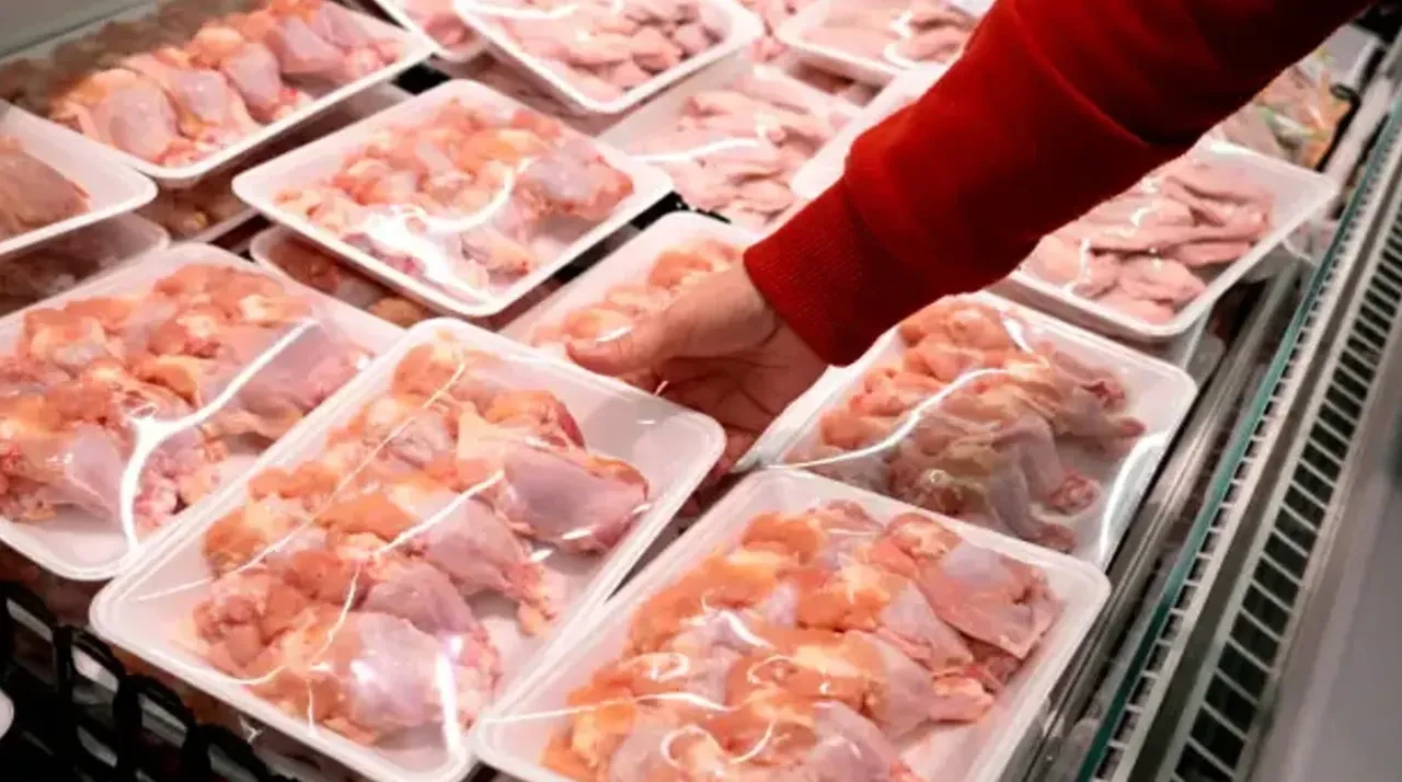 Yaz sezonu öncesi fırsatçılara geçit yok: İstanbul'daki marketlere milyonluk beyaz et cezası!
