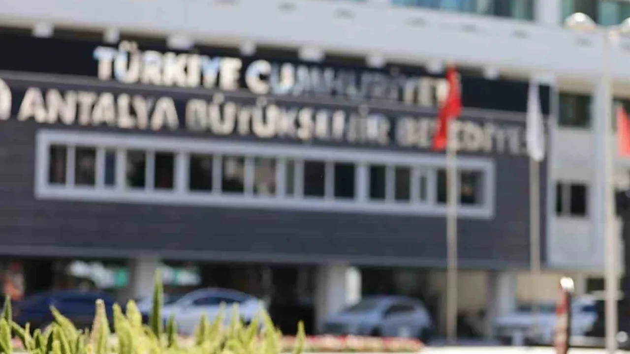 ANSET soruşturmasında Antalya Büyükşehir Belediyesi Genel Sekreteri Cansel Tuncer ve eşi dahil 5 şüpheli tutuklandı