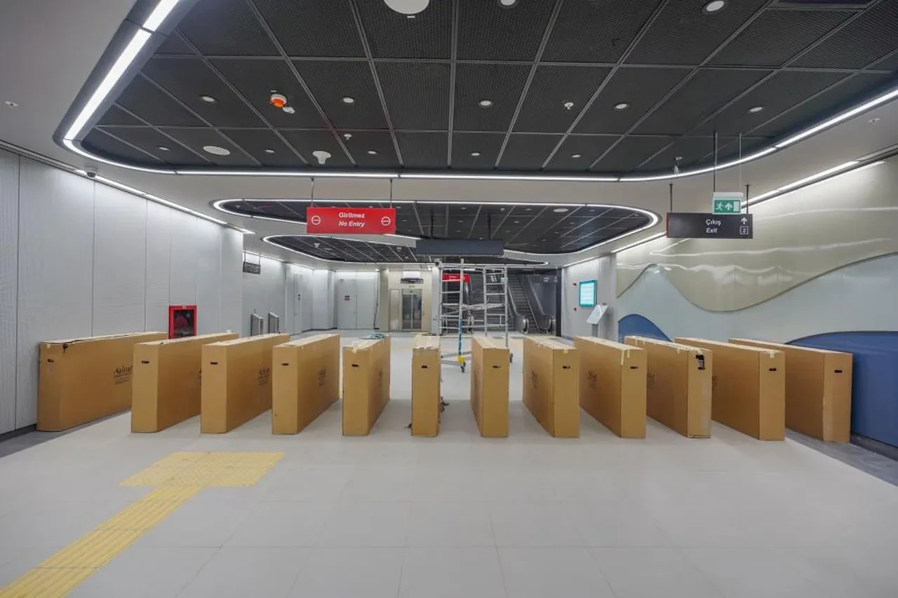 Bakan Uraloğlu duyurdu! Türkiye'nin en uzun metro ringinin son halkası tamamlandı