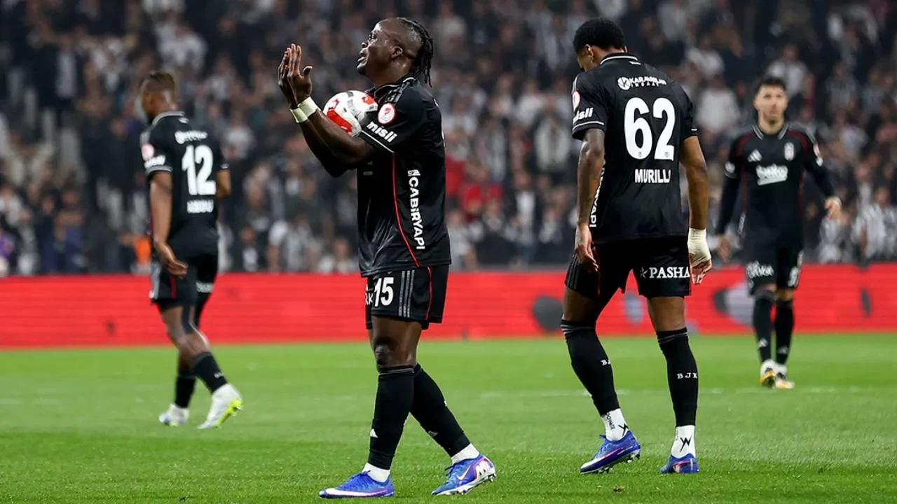 Beşiktaş'a dünyaca ünlü kaleci! Siyah-beyazlılar, Bayern Münih'in yıldızı için devrede