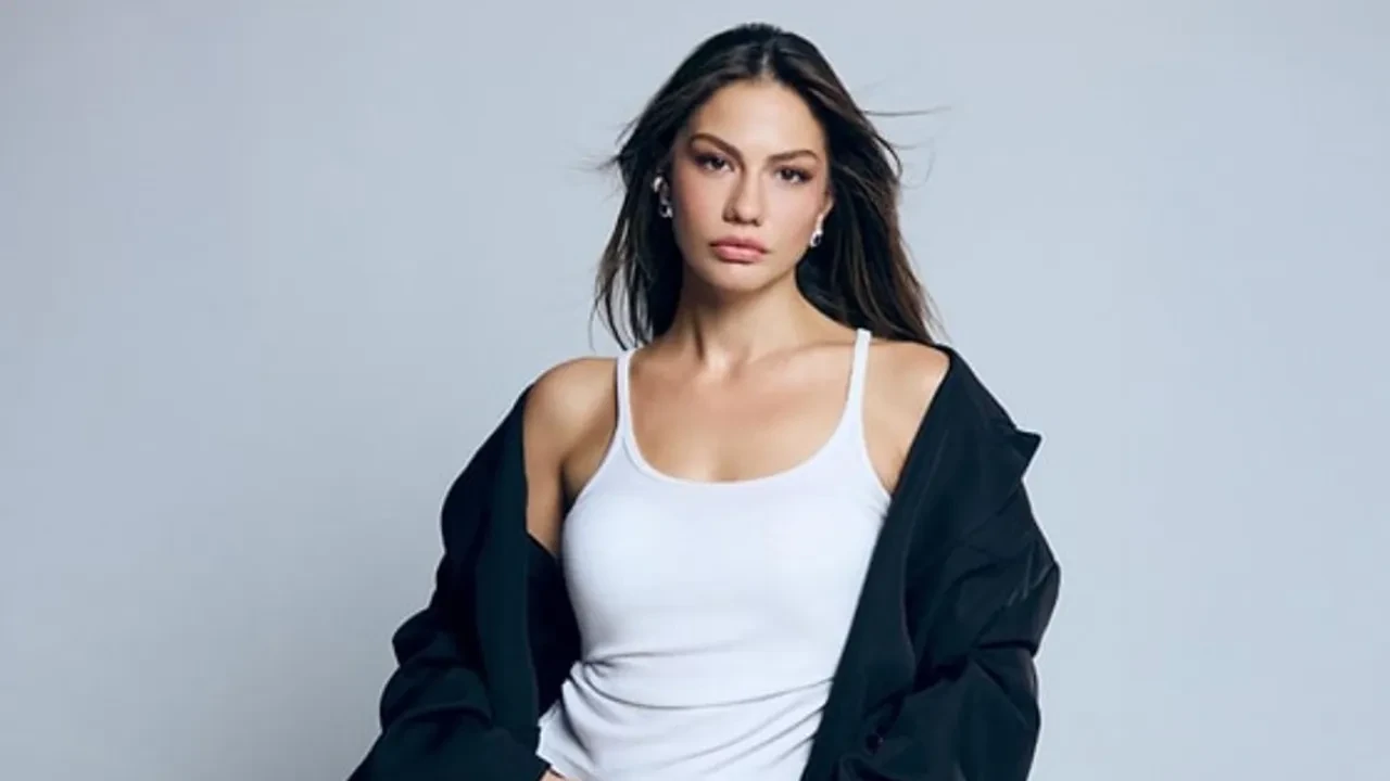 Demet Özdemir’in çocukluk videosu kırdı geçirdi! Gören herkes aynı yorumu yapıyor 