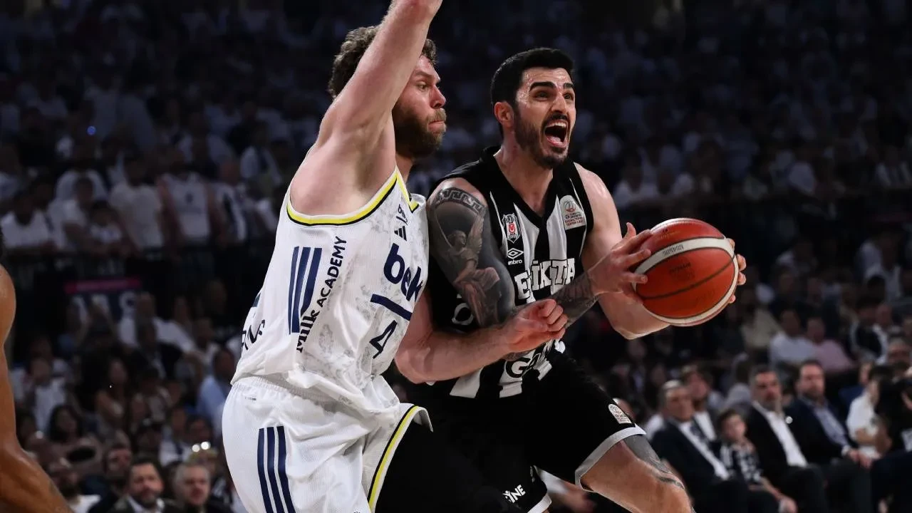 Fenerbahçe Beko, final serisinde 2-1 öne geçti! Sarı-lacivertliler, Beşiktaş GAİN'i mağlup etti