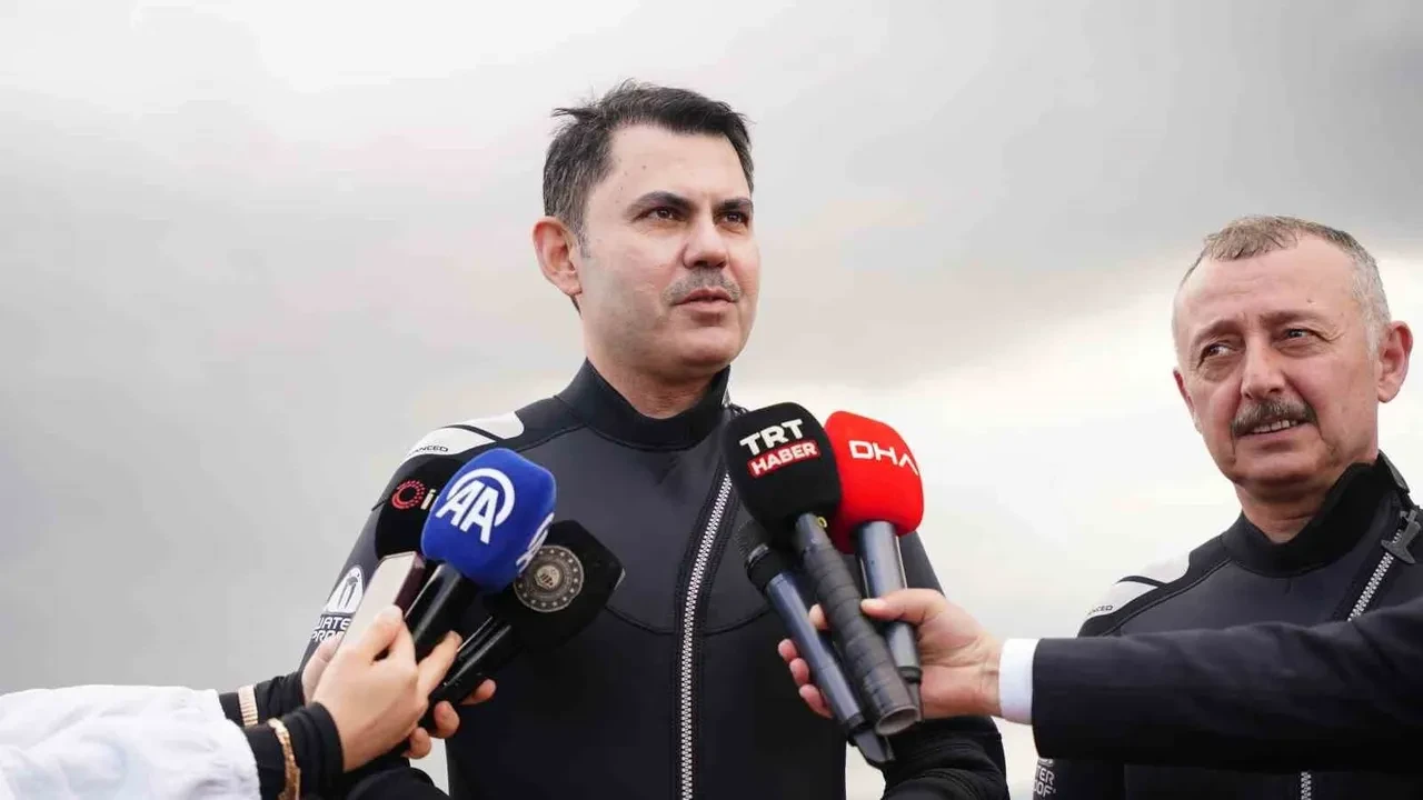 İzmit Körfezi'ndeki dip temizliği iddialarına bakanlıktan yalanlama: İddialar tamamen asılsızdır