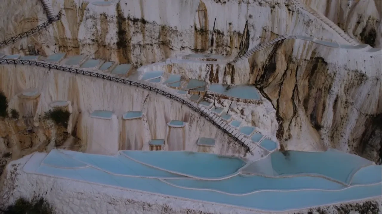Pamukkale’ye rakip çıktı: Herkes Denizli’yi konuşurken bir ilimiz ziyaretçi rekoruna koşuyor